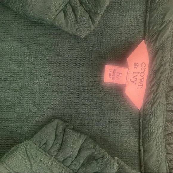 Crown & Ivy - Green Textured Blouse - Picture 4 of 6